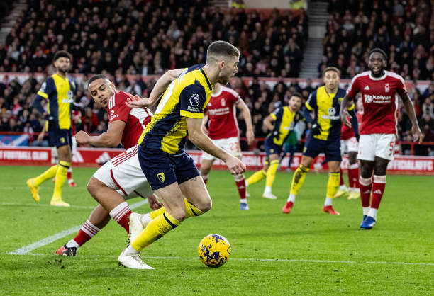 赛充满悬念 赛充满悬念